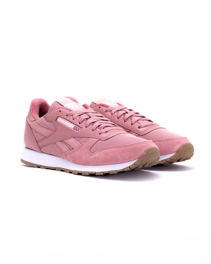 Classic Leather ESTL - Color: Chalk Pink/White | Pink