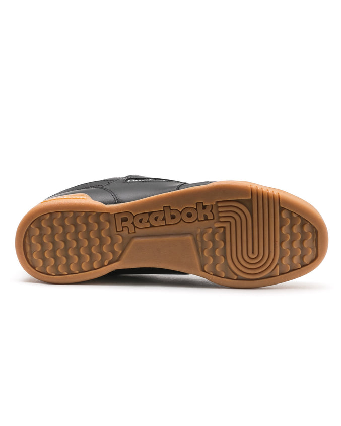 Workout Plus - Color: BLACK/CARBON/RED