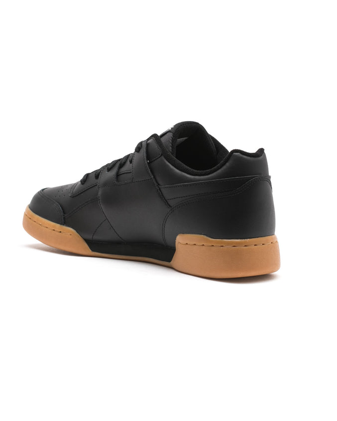 Workout Plus - Color: BLACK/CARBON/RED