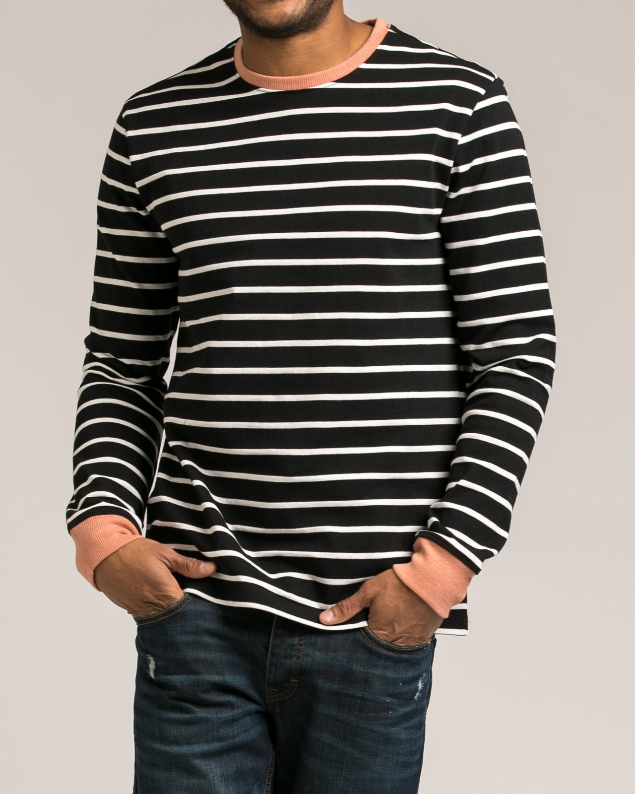 Wallabout Shirt - Color: Black | Black