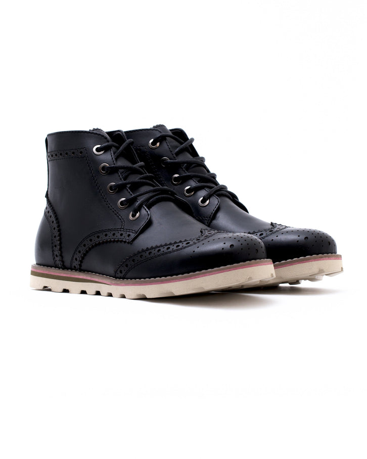 Wingtip Boot