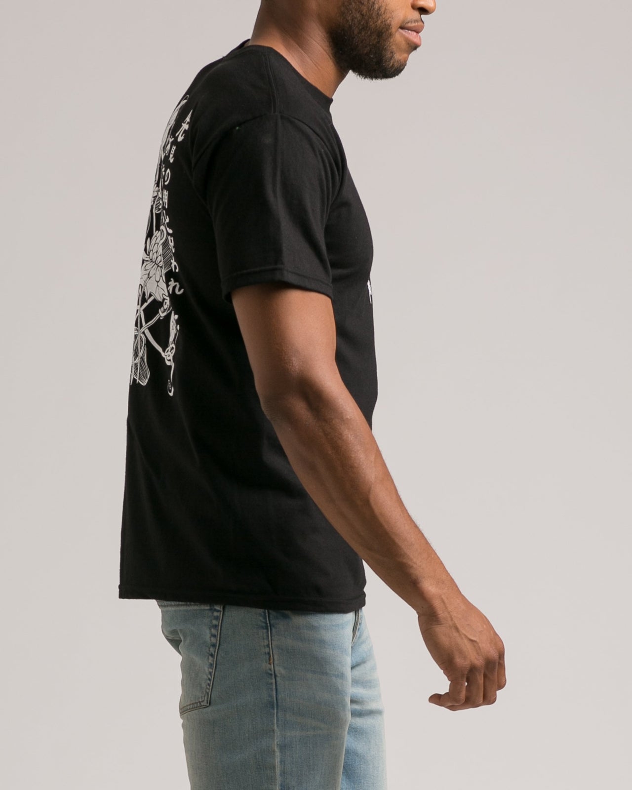 Die Alone Tee - Color: Black | Black