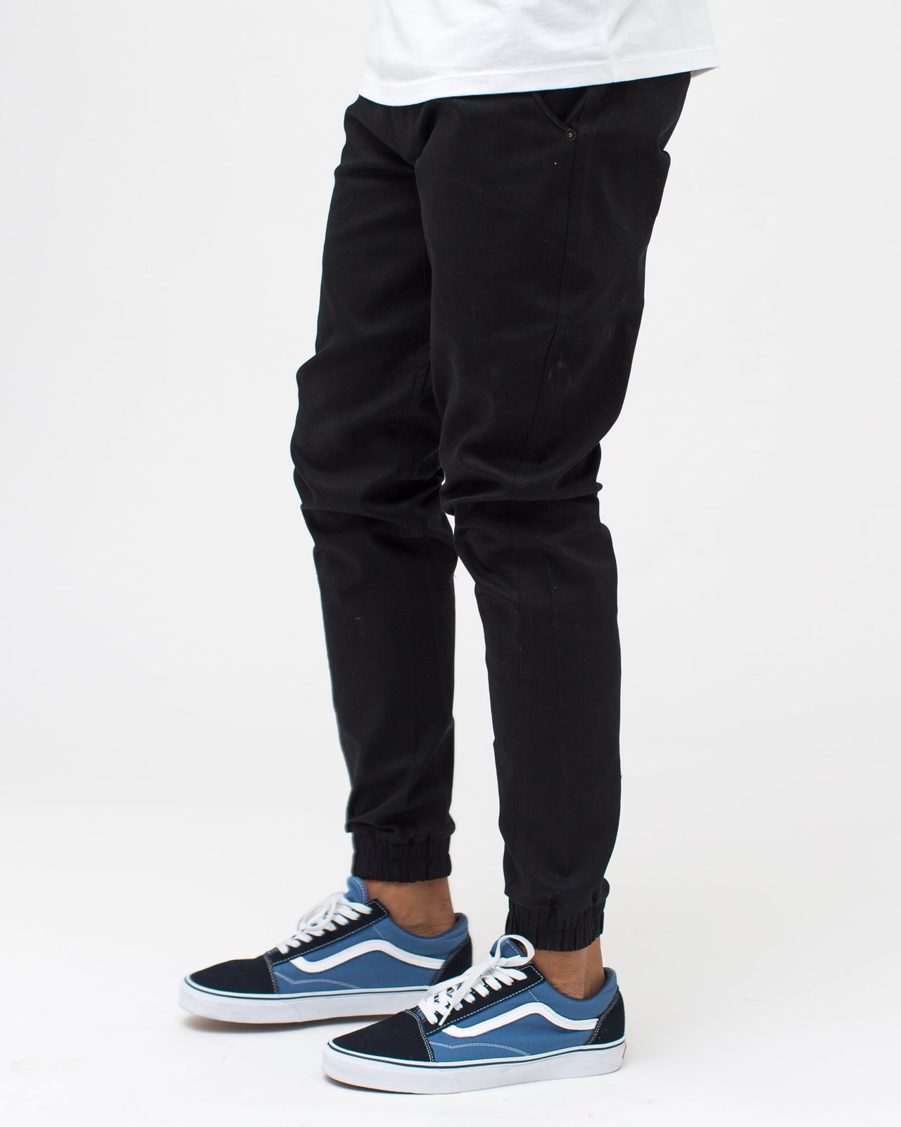 The Jogger Pant - Color: Black | Black