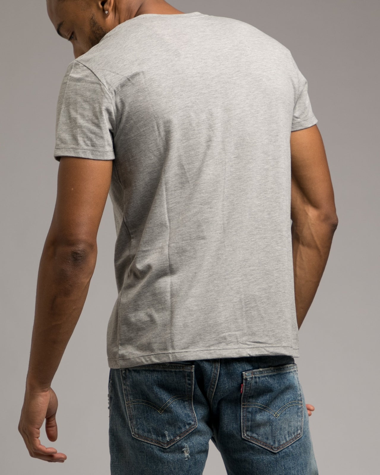 The Daily Vee - Color: Heather Grey | Gray