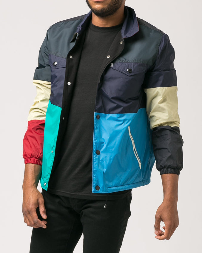 The Coach Trucker - Color: Baby Born | Multi