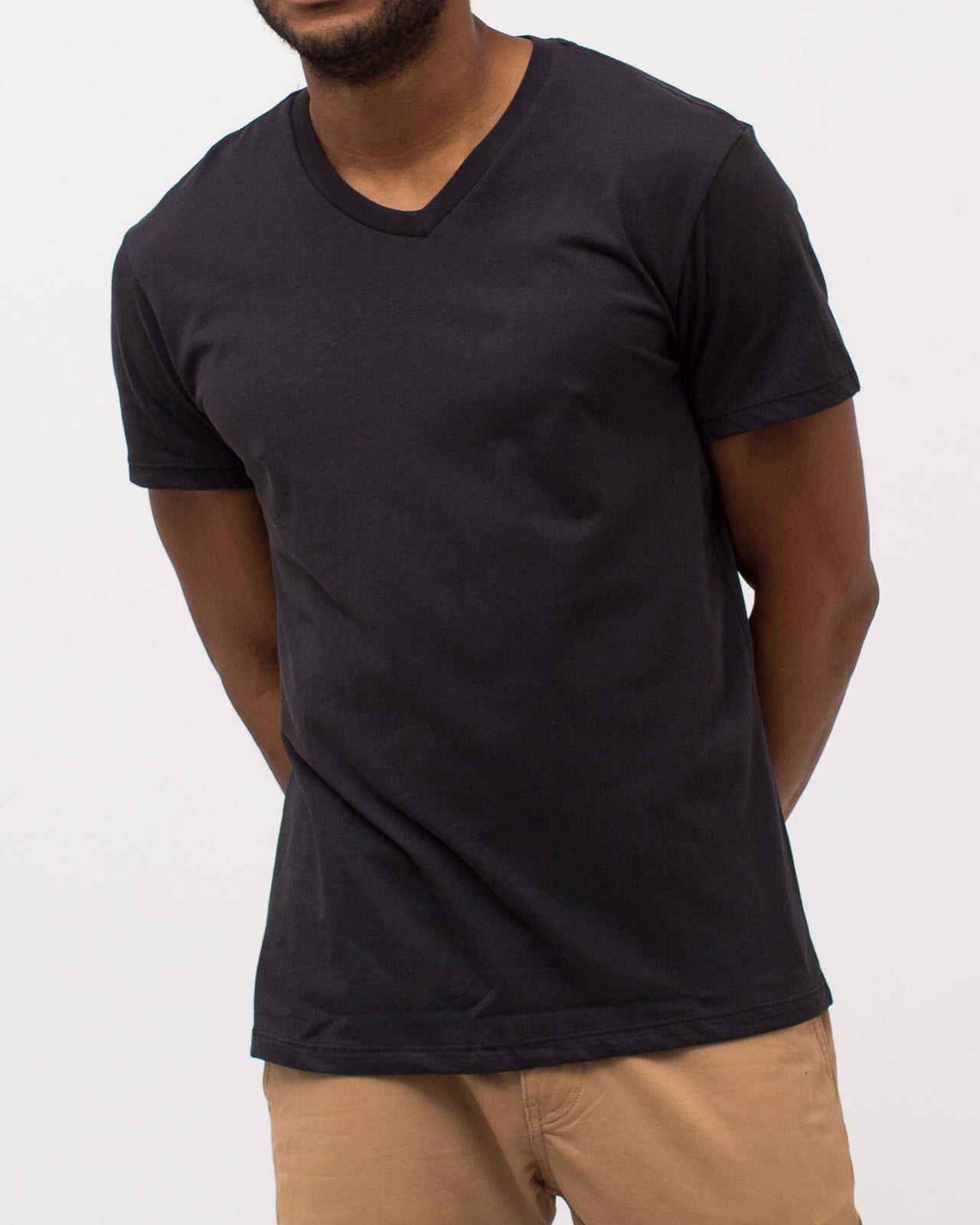 The Daily Vee - Color: Black | Black