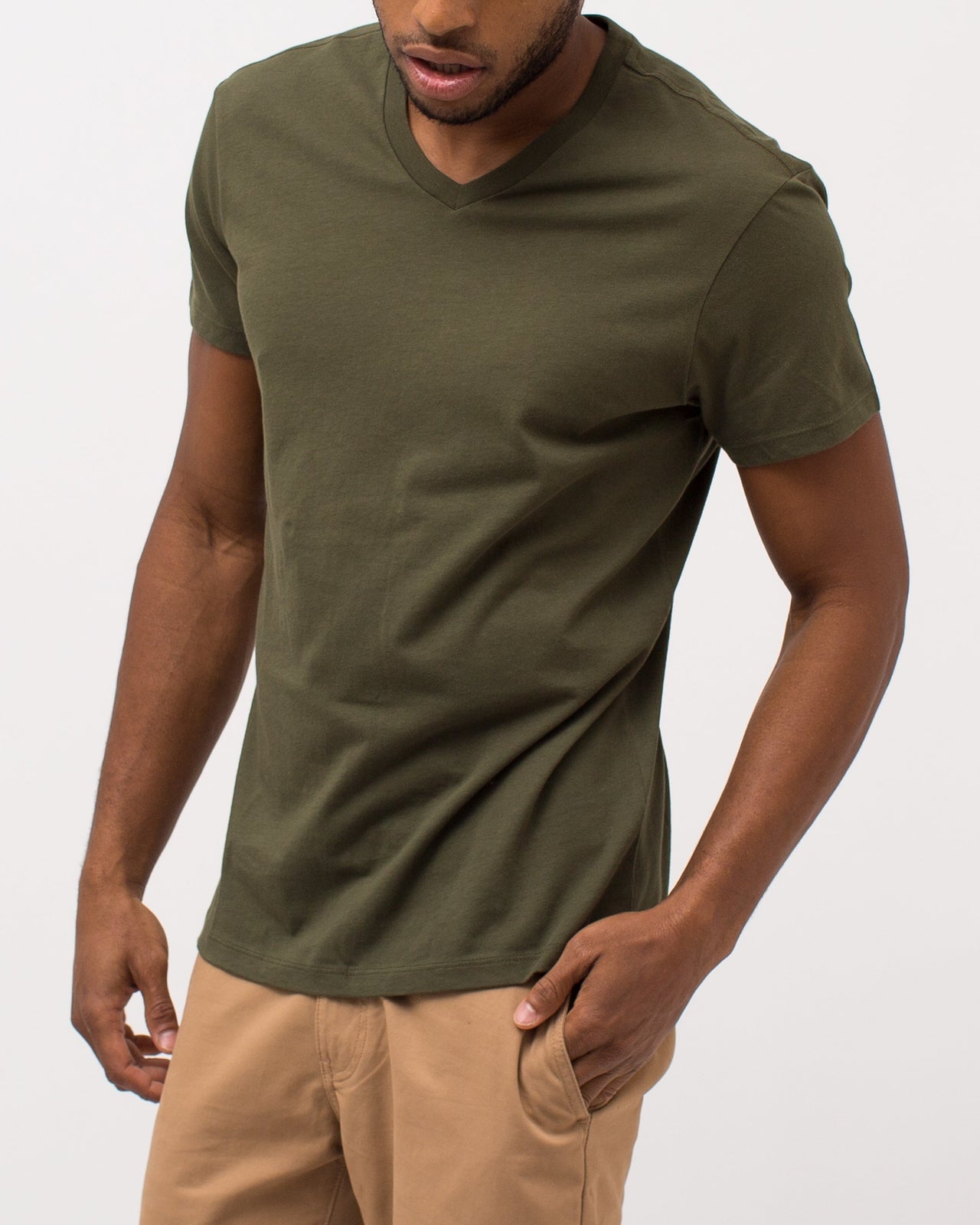 The Daily Vee - Color: Olive Night | Green