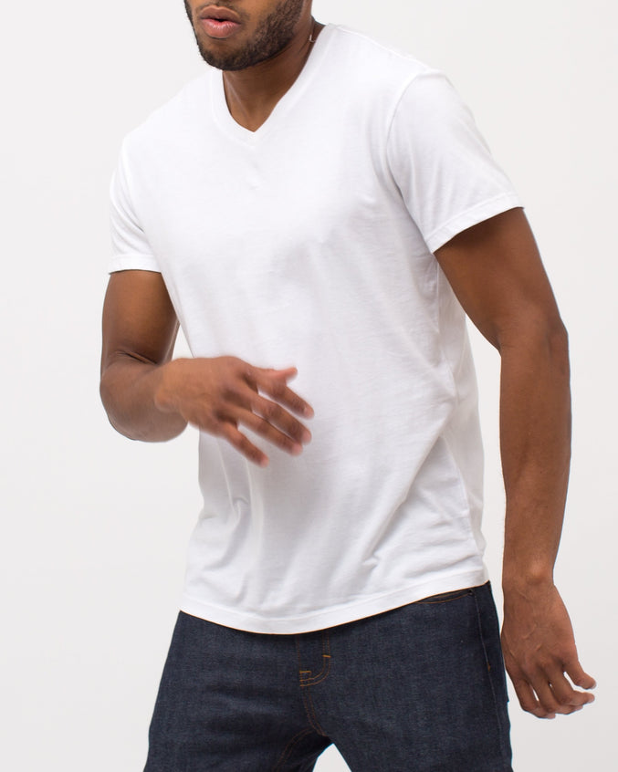 The Daily Vee - Color: White | White