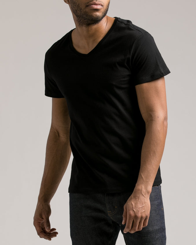 The Daily Vee 2.0 - Color: Black | Black