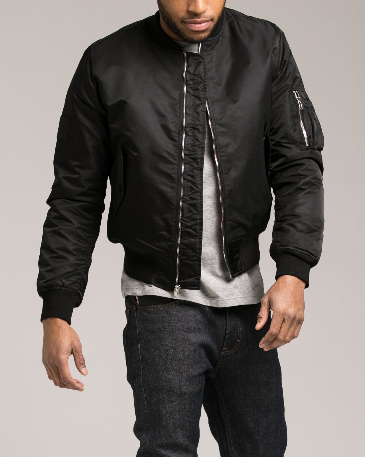 MA 1 Bomber - Color: Black| Black