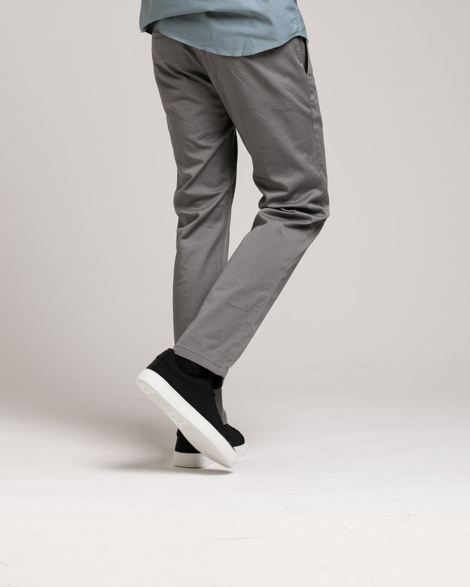 Week End Stretch Pant - Color: Smoke | Gray