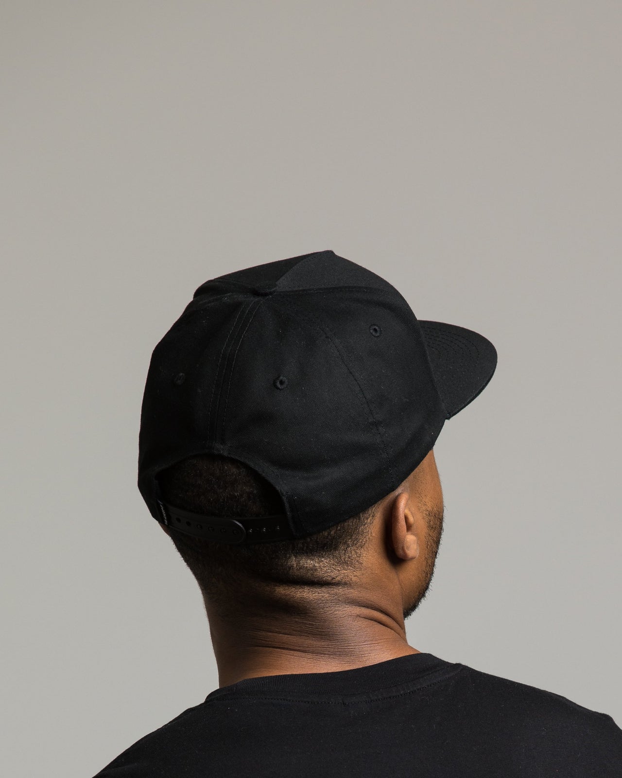 Drugs Enhance Reality Hat - Color: Black | Black