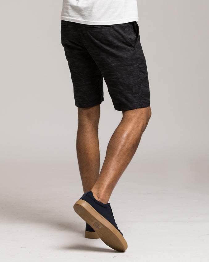 Pipeline Short - Color: Black | Black